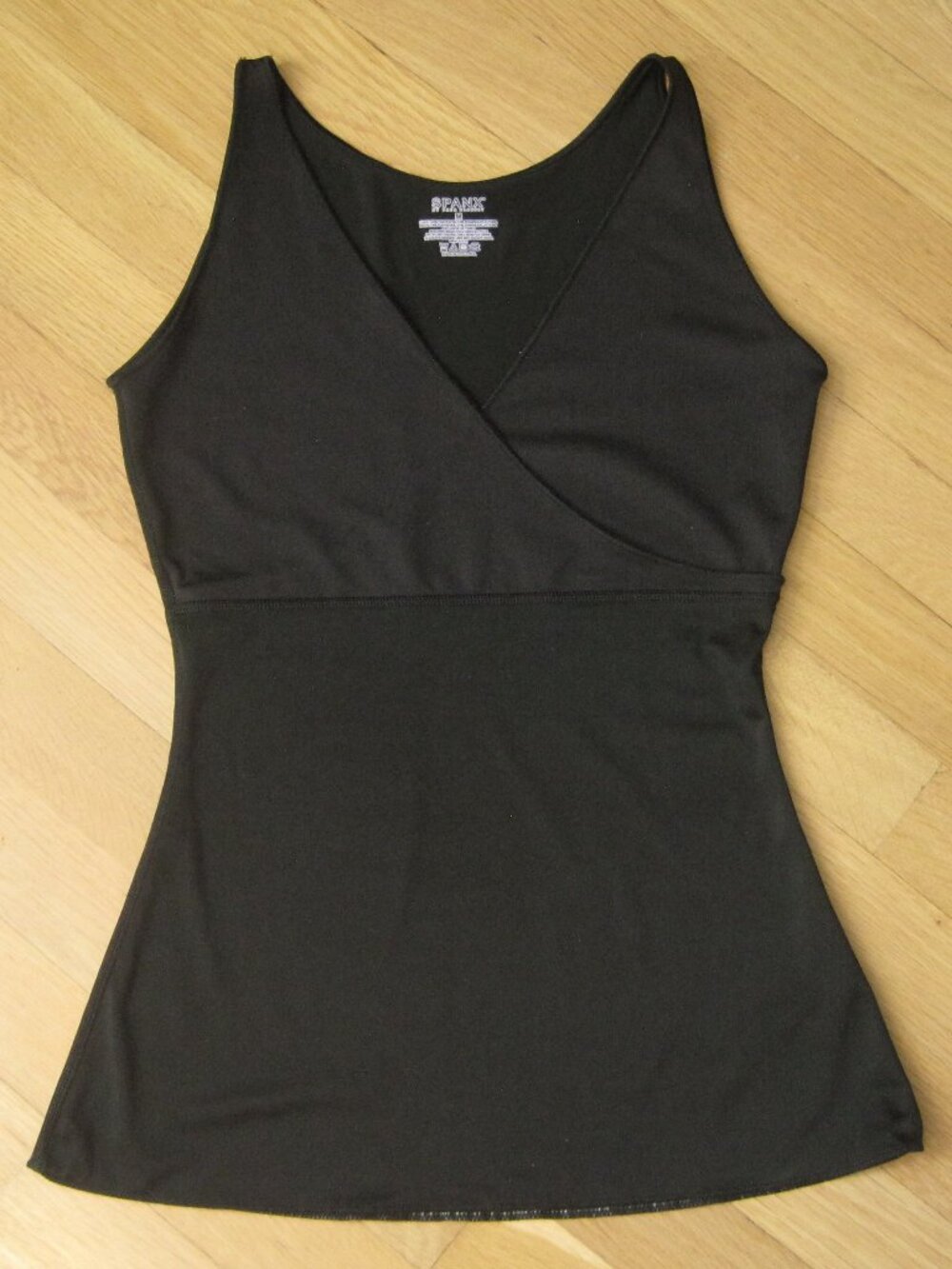 SPANX Black Criss Cross Shaping Camisole Size M Tank Top Shapewear Lightweight